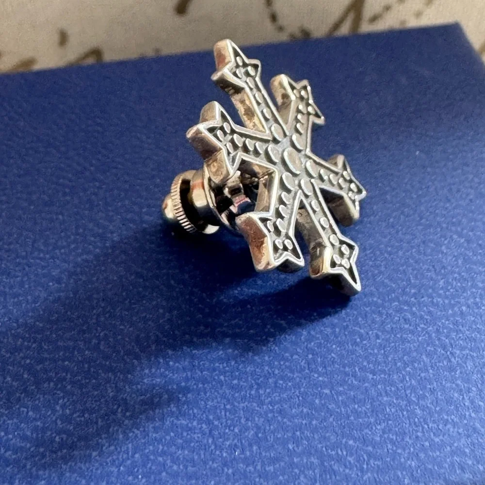 John Hardy .925 Sterling Silver Snowflake Pin / Tie Tac